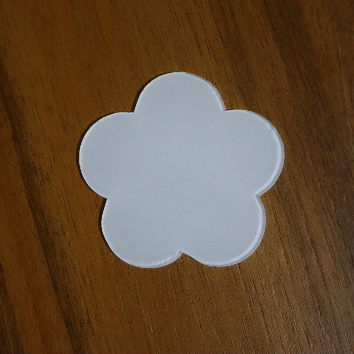 7 cm Bulut Magnet – Minimal Yumuşak Hatlı Bulut Tasarım Bebek Şekeri & Hediyelik (50 Adet)