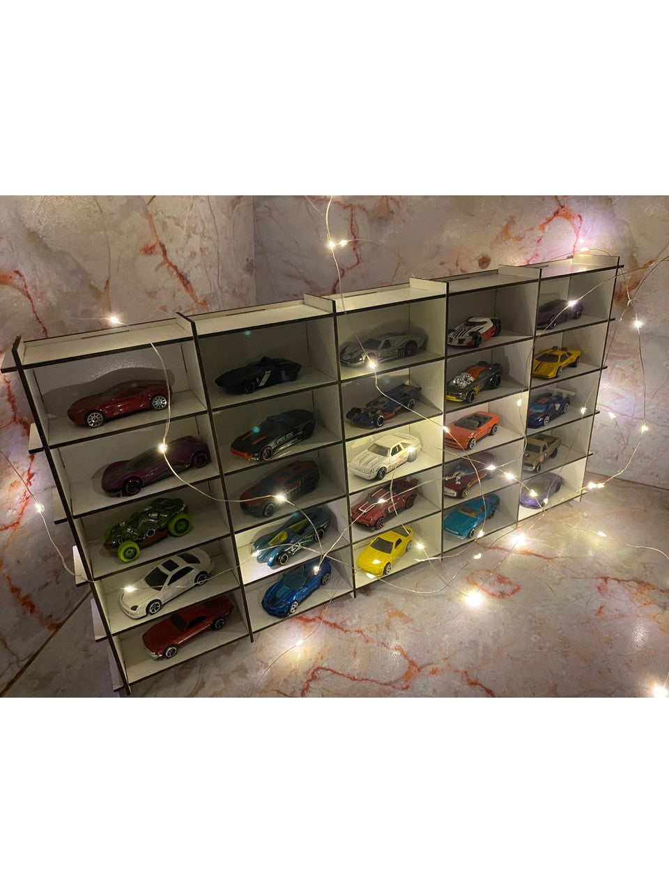 Ahşap Araba Rafı 25'li Beyaz Renk (Hotwheels ve Matcbox Arabaları Için Uygundur)