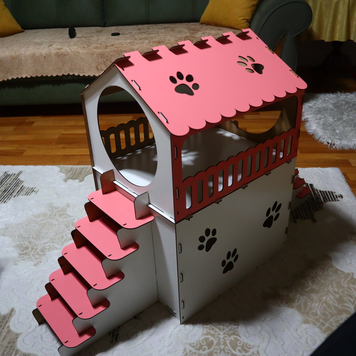 Çift Katlı Ahşap Kedi Evi – Merdivenli, Modern Tasarım, Dayanıklı MDF & Pleksi Kedi Kulübesi | Kapalı ve Açık Alan Kullanımı BEYAZ-PEMBE RENK