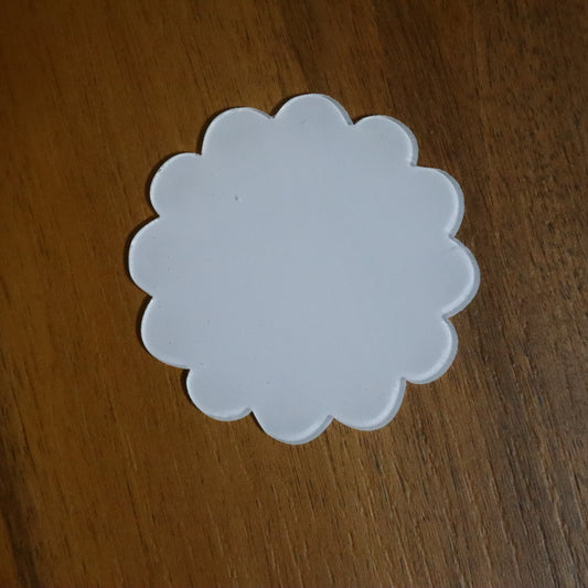 7 cm Fırfırlı Magnet – Dalgalı Kenar Çiçek Tasarım Bebek Şekeri & Hediyelik (50 Adet)